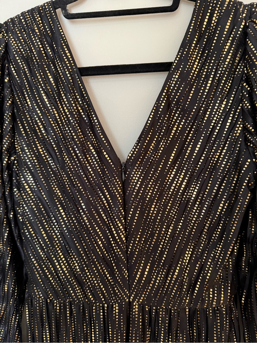 GUESS Black Gold Metallic Wrap Maxi Dress Long Sleeve Party Cocktail - Picture 6 of 10